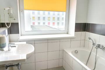 Фото номера Семейный номер (для 2 взрослых и 2 детей) Отель Focus Hotel Katowice Chorzów г. Хожув 6
