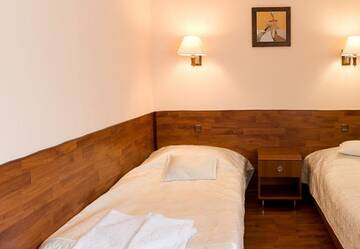 Фото номера Стандартный двухместный номер с 2 отдельными кроватями Отель Hotel Skaut г. Хожув 5