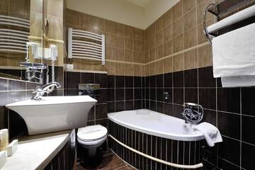 Фото номера Полулюкс Отель Hotel Diament Bella Notte Katowice - Chorzów г. Хожув 2