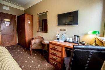 Фото номера Стандартный двухместный номер с 1 кроватью Отель Hotel Diament Bella Notte Katowice - Chorzów г. Хожув 2
