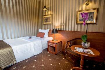Фото номера Стандартный одноместный номер Отель Hotel Diament Bella Notte Katowice - Chorzów г. Хожув 2